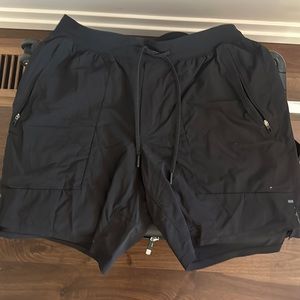 Lululemon black shorts size large